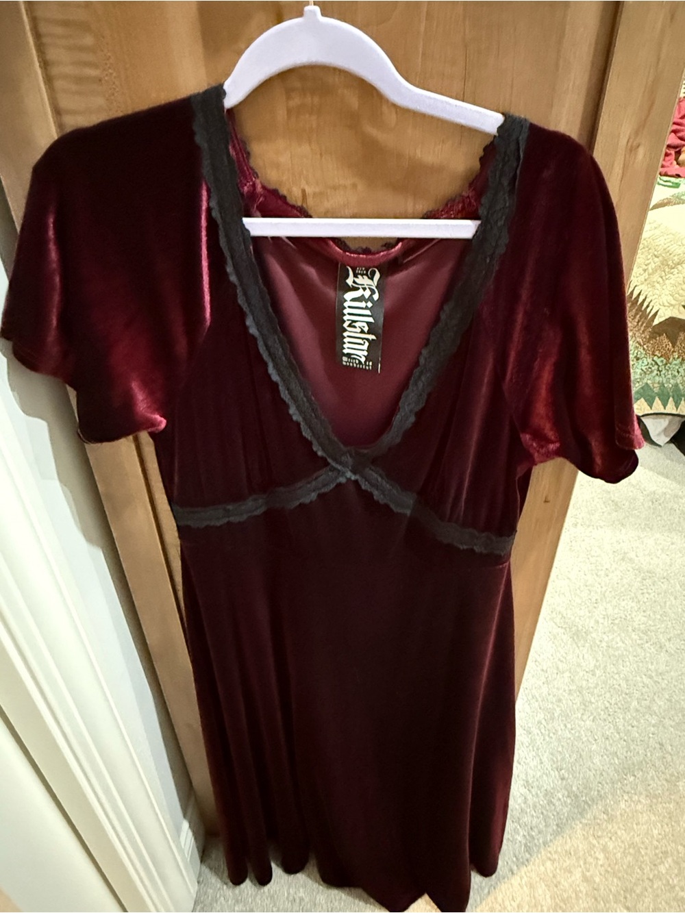 Killstar Echelia Dress in burgundy velvet with black lace trim size L